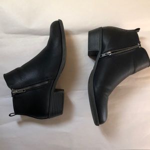 Madden Girl Bolero booties